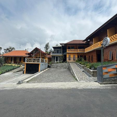 Homestay Lereng ברומו מראה חיצוני תמונה