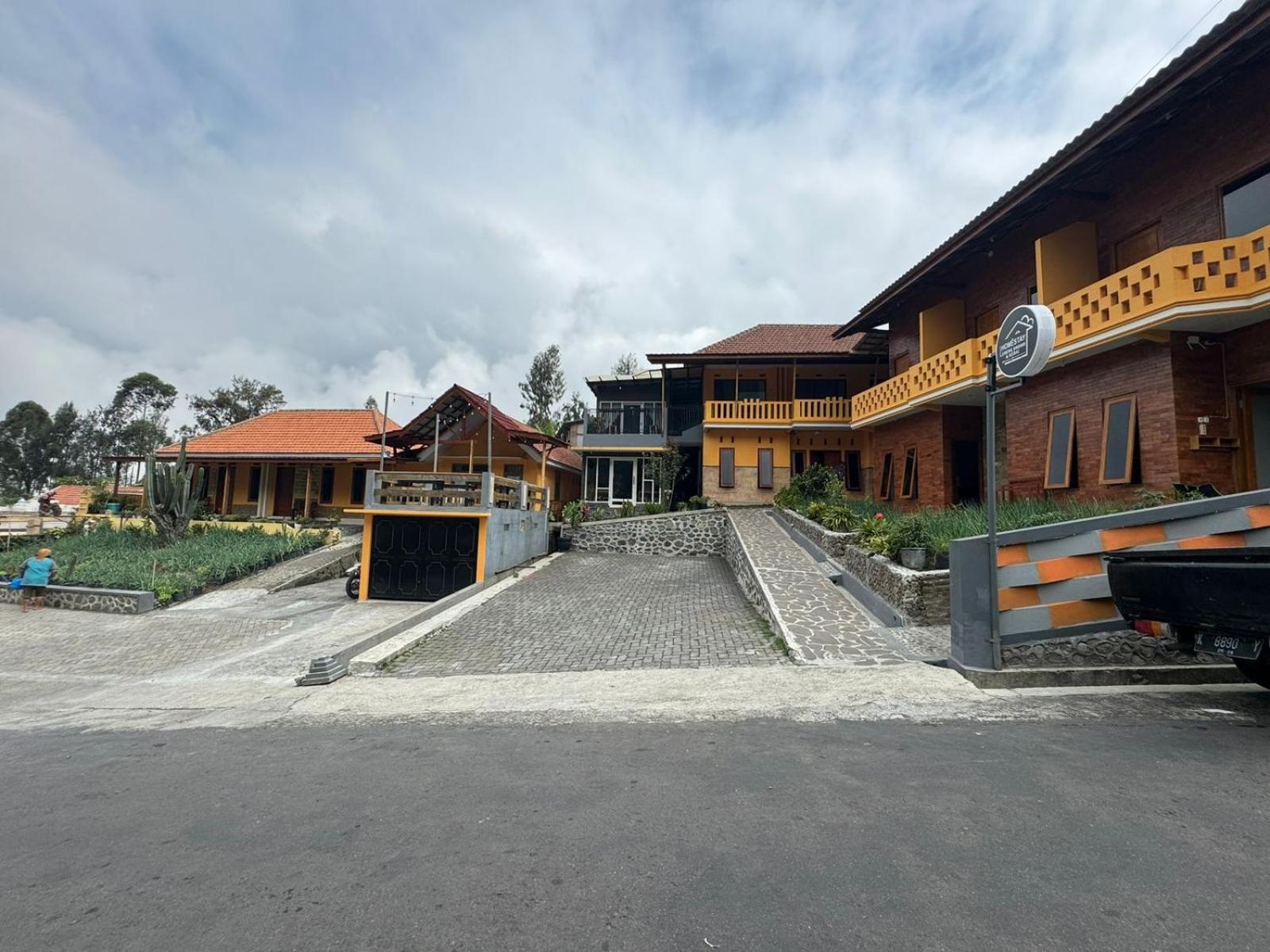 Homestay Lereng ברומו מראה חיצוני תמונה